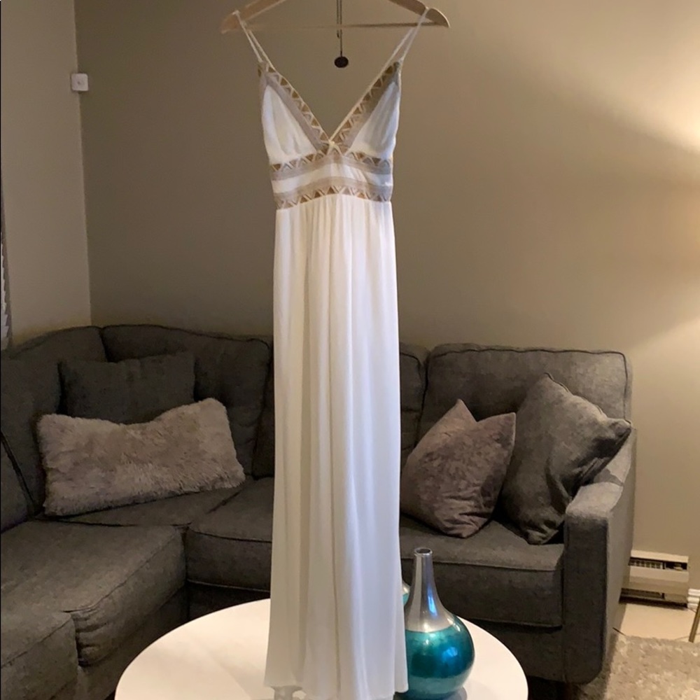 Lulu’s maxi dress. Size small